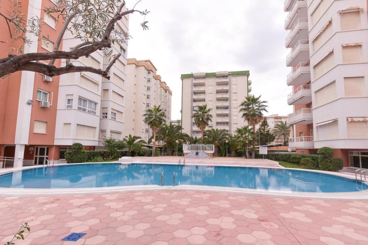 Apartamentos Marblau Las Alondras-Julio Y Agosto Solo Familias Гандия Екстериор снимка