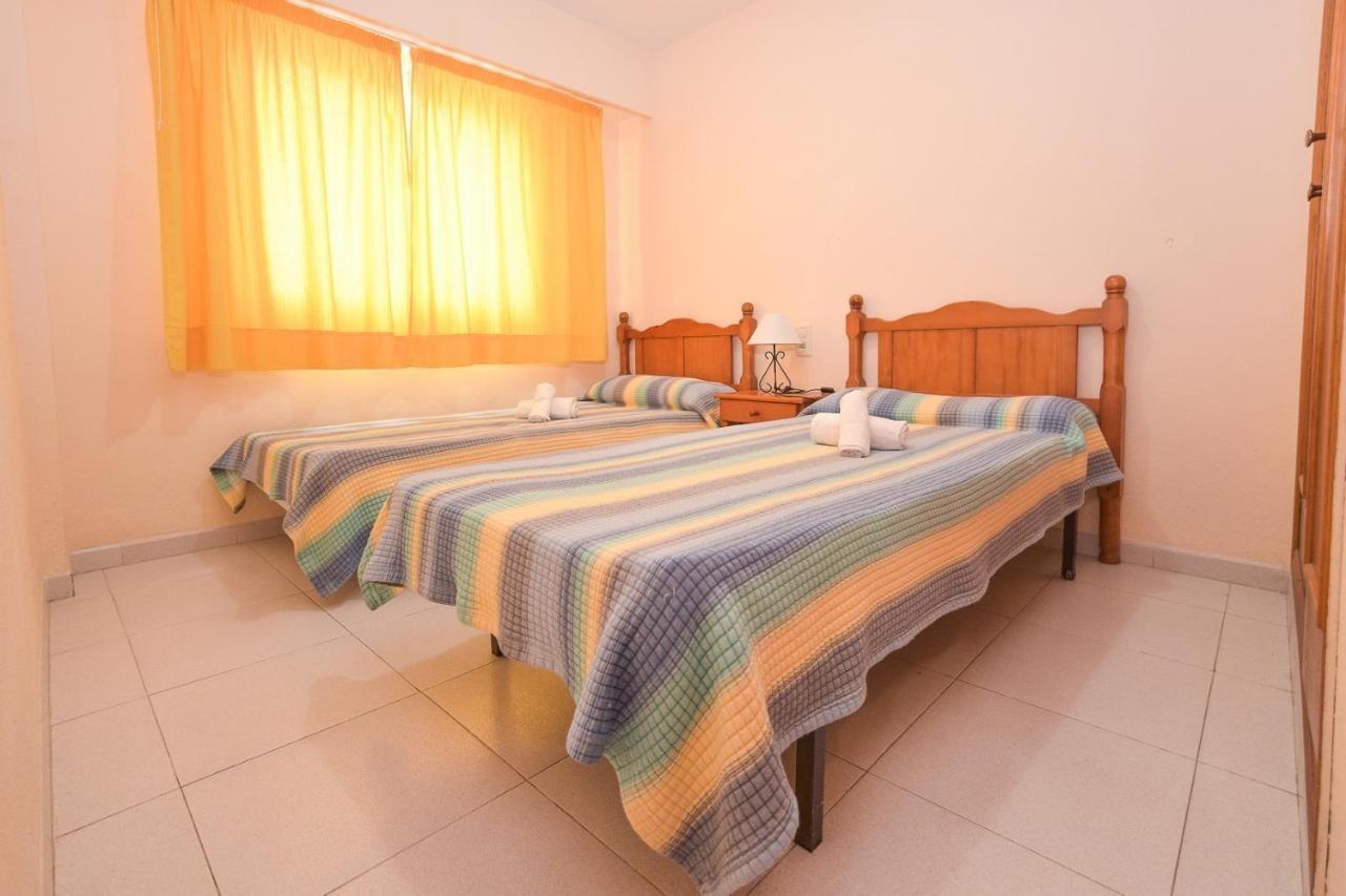 Apartamentos Marblau Las Alondras-Julio Y Agosto Solo Familias Гандия Екстериор снимка