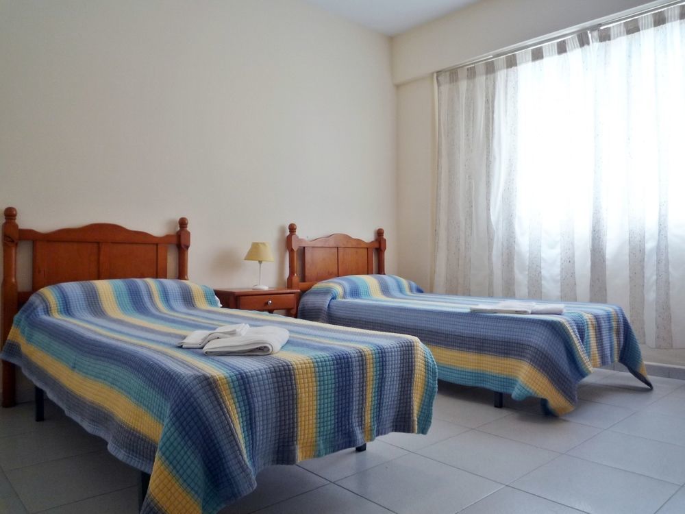 Apartamentos Marblau Las Alondras-Julio Y Agosto Solo Familias Гандия Екстериор снимка